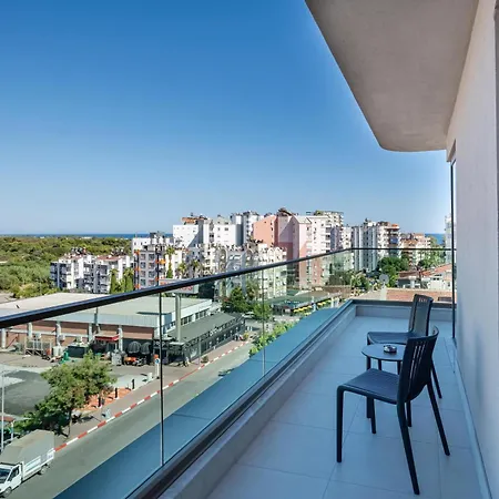 Awen Lara Hotel